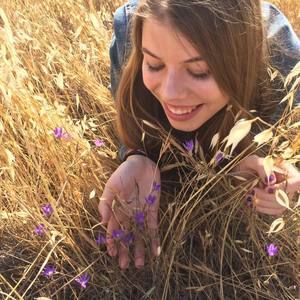 Meet your Posher, Gwendolyn